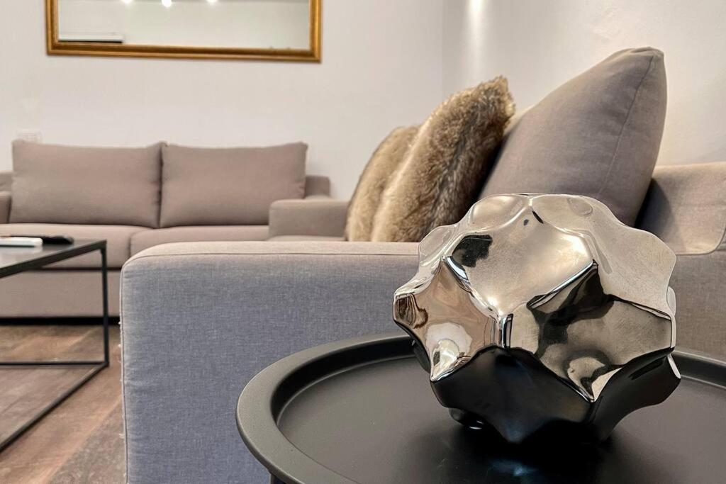 53° Bs Skanderbeg City Center Comfort Tirana Kültér fotó